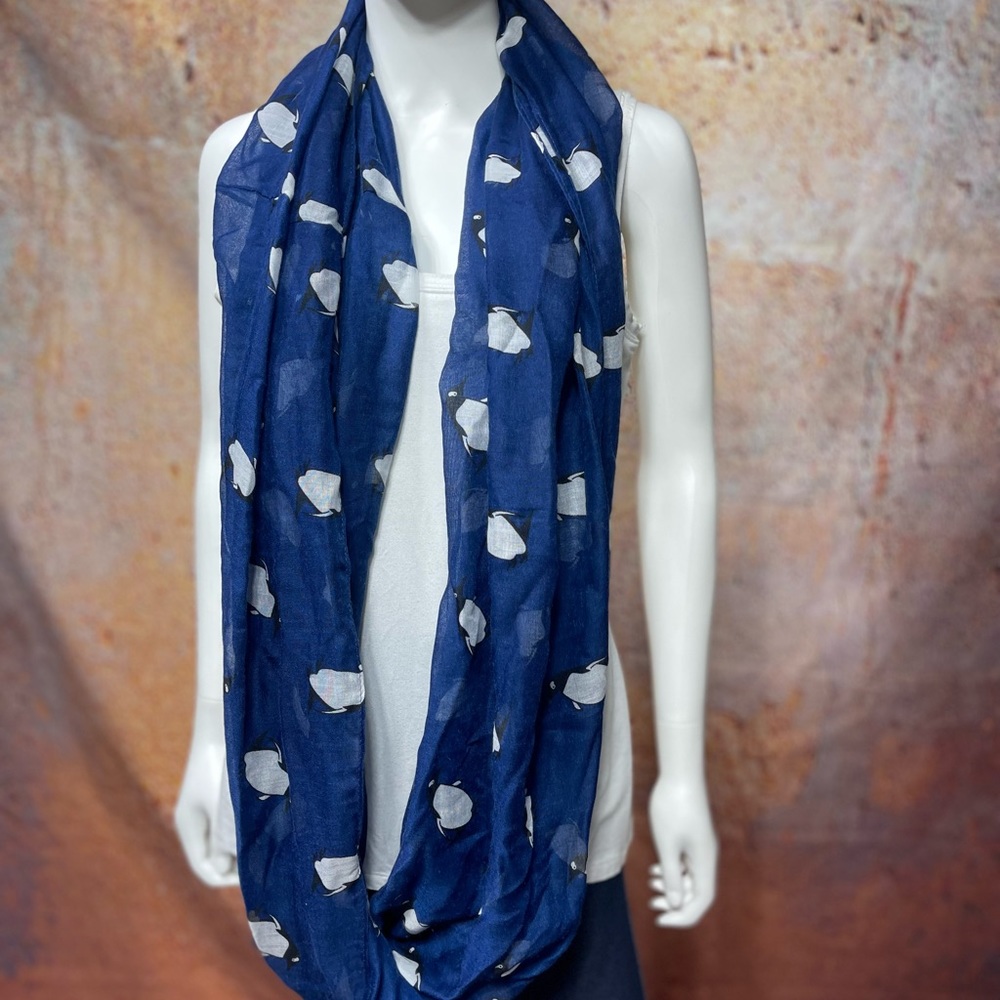 Girls Infinity Scarf - Picture 4 of 4